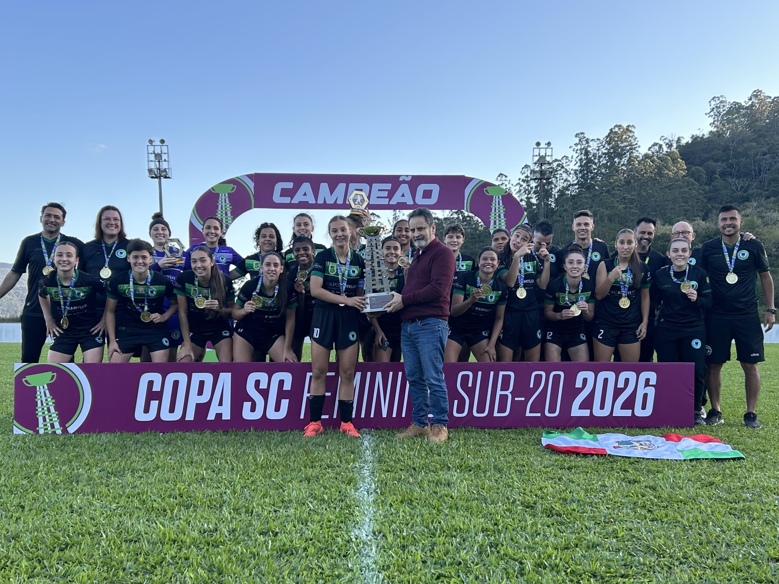 É CAMPEÃO! Meninas de Jaraguá vencem o Criciúma e levam título inédito